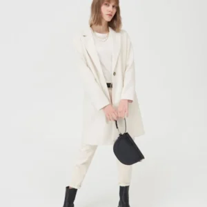 Long Coat with inverted collar